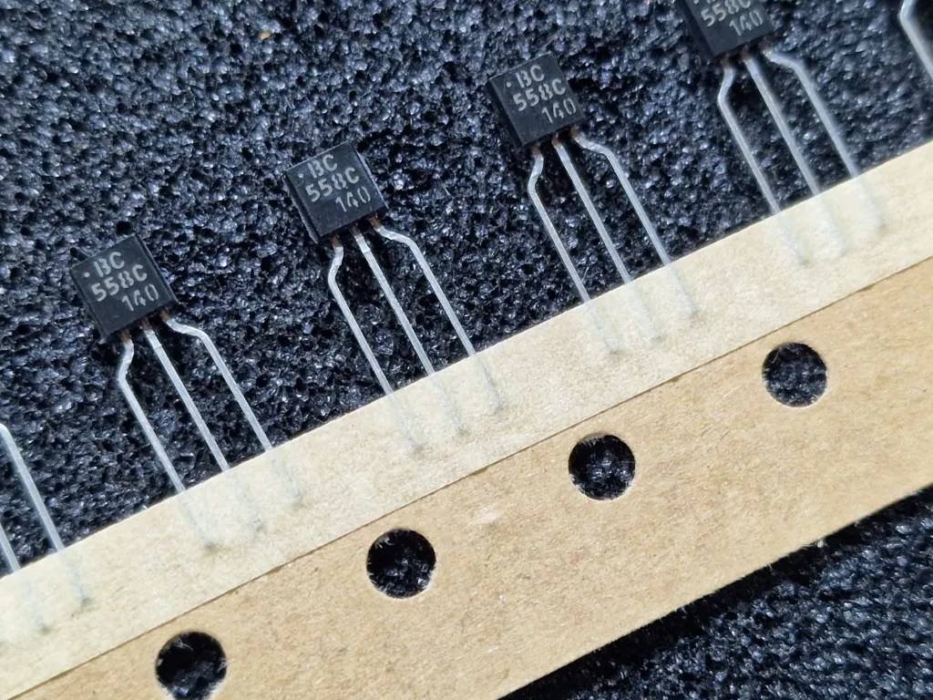 [FIB-IC-00019980] BC558C