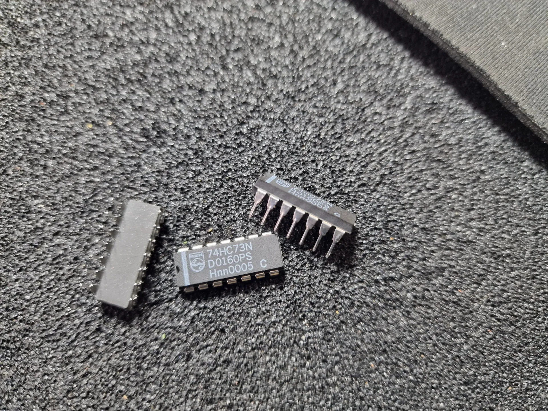 [FIB-IC-00023856] 74HC73N